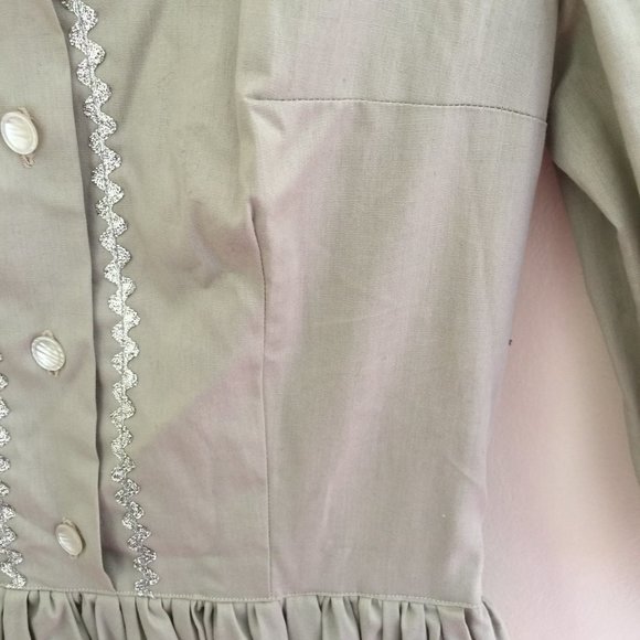 Vintage Handmade Sage Green Dress with Silver Trims Size XS - Picture 3 of 9